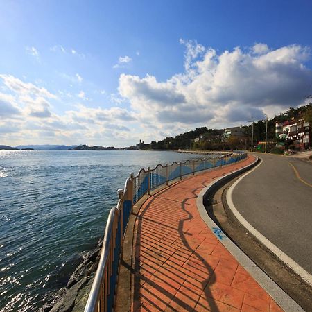 Hyacinth Pension Tongyeong Exterior photo