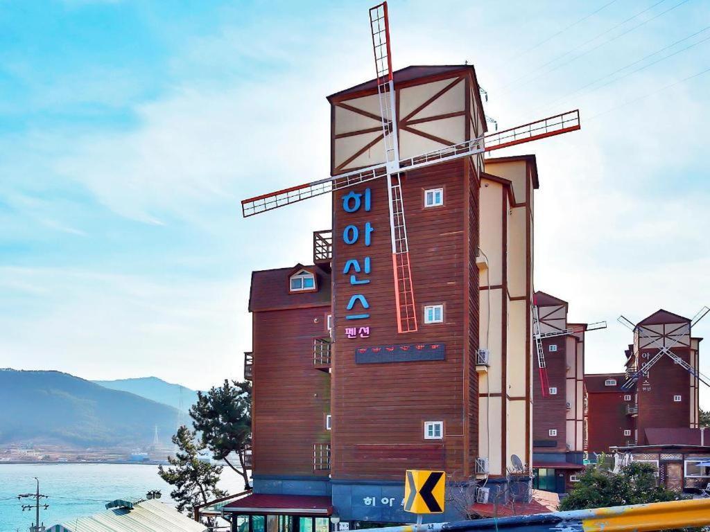 Hyacinth Pension Tongyeong Exterior photo